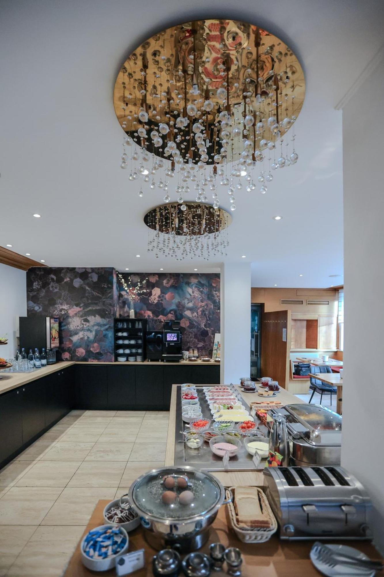Arthotel Ana Flair Nördlingen Екстериор снимка