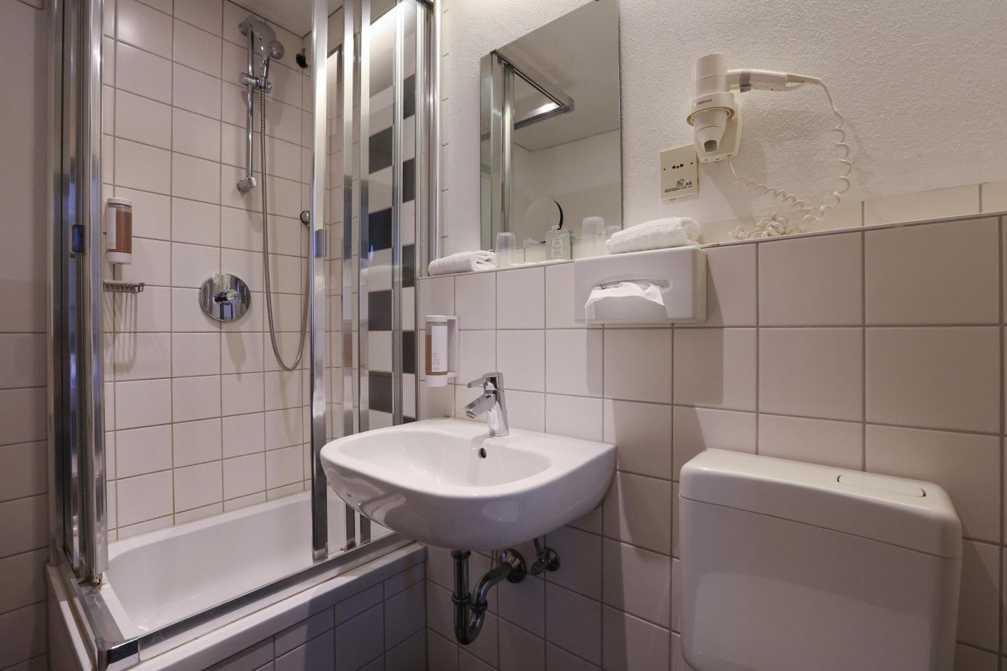 Arthotel Ana Flair Nördlingen Екстериор снимка